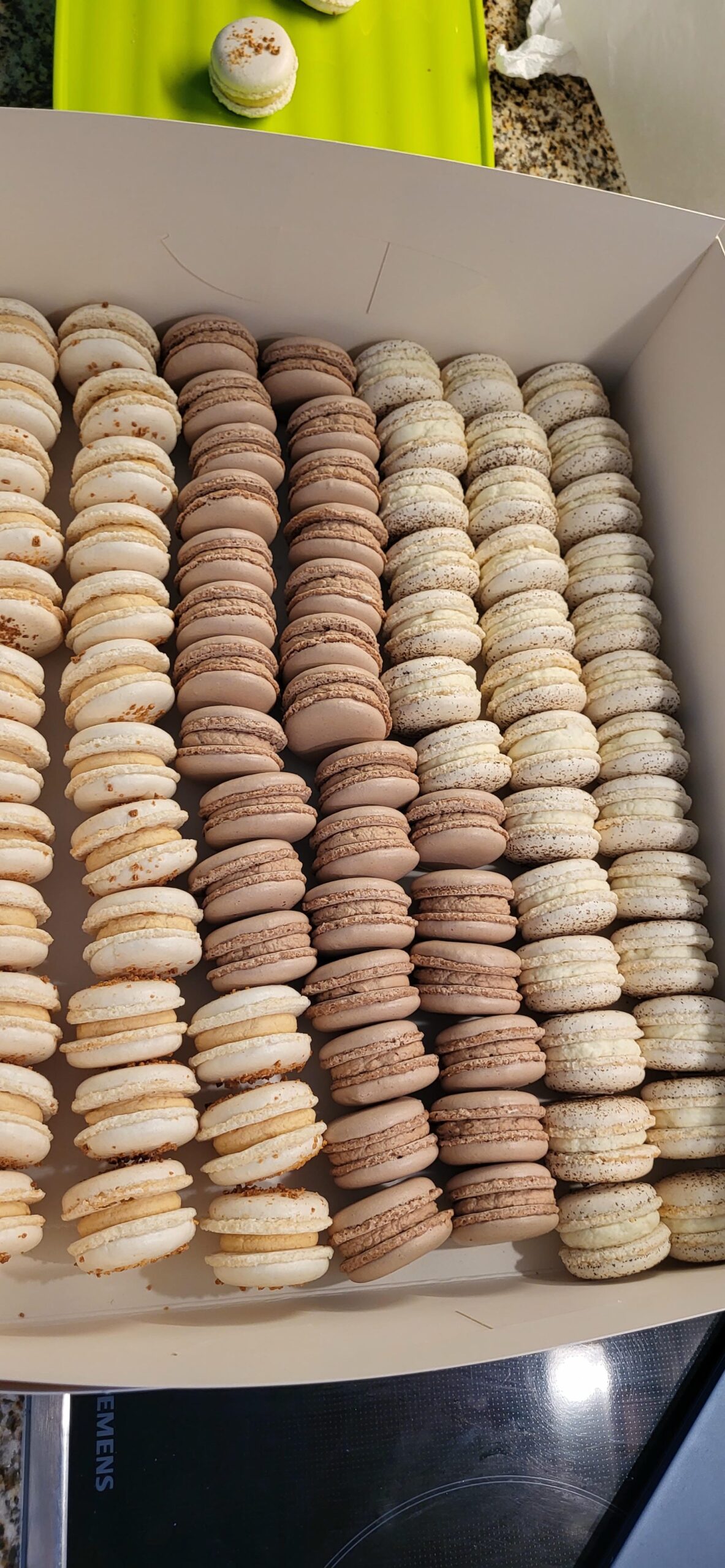 Macarons & cupcakes – Image 10