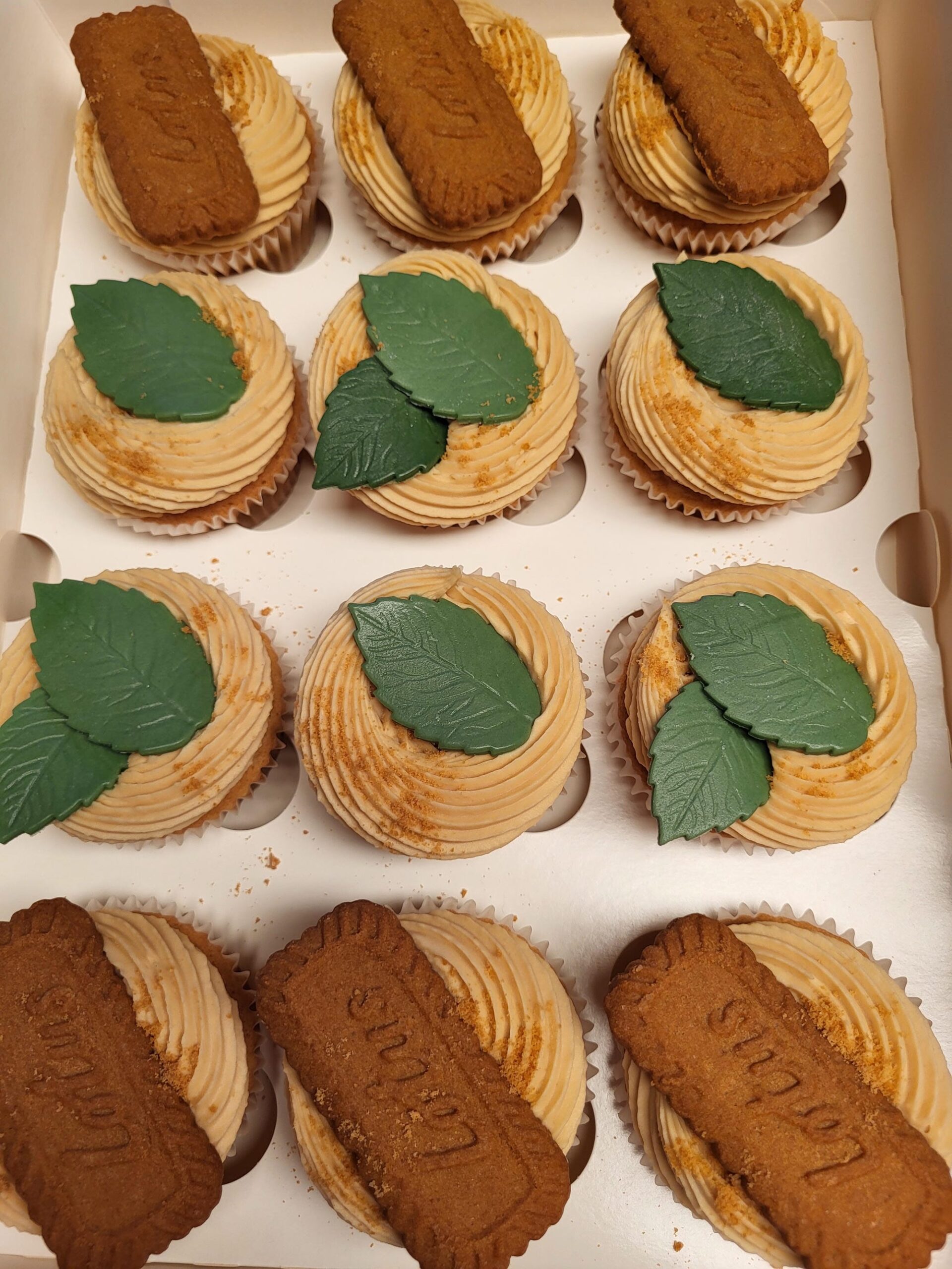 Macarons & cupcakes – Image 13